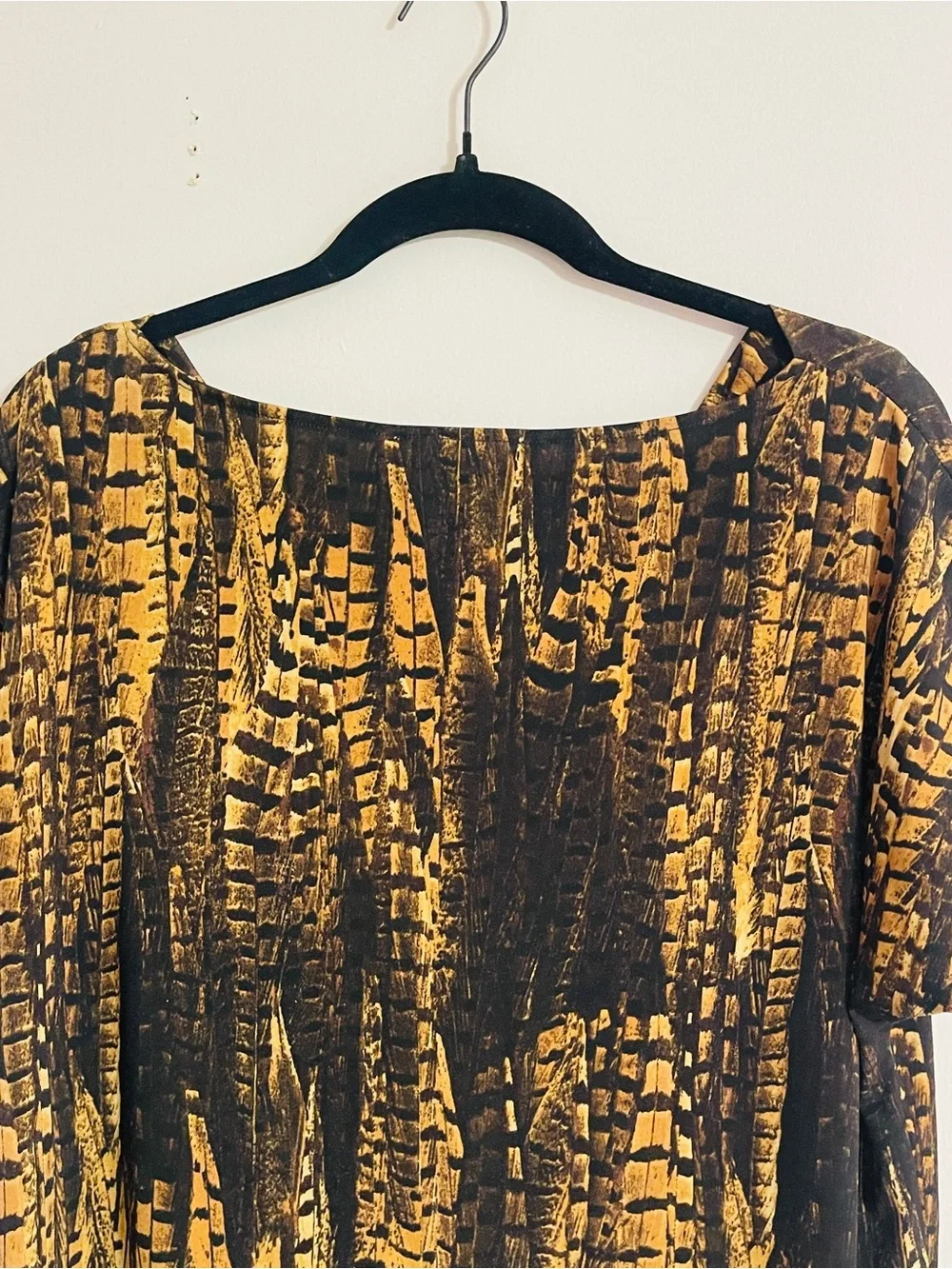 Michael Kors Cowl Neck Drape Top Sz L Abstract Feather Graphic Print Boho Chic